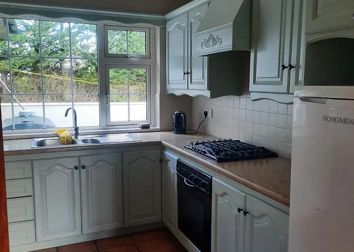 Brooklawn House - Best Location To Explore The Kingdom Of Kerry 度假居 *